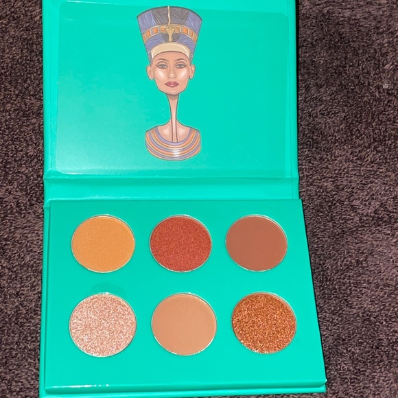 Juvias Place “The Nubian” Eyeshadow Palette and Mini Nubian DUO - Picture 11 of 12